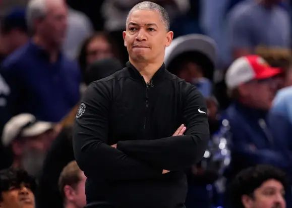 快船客场遭勇士逆转无缘季后赛