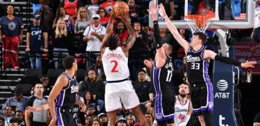 快船客场遭勇士逆转无缘季后赛