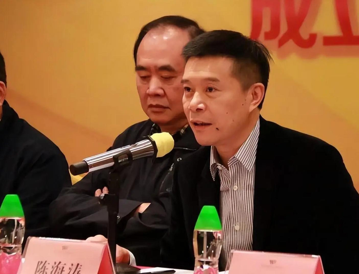 广东宏远生死战引热议 老板督训变阵冲击季后赛
